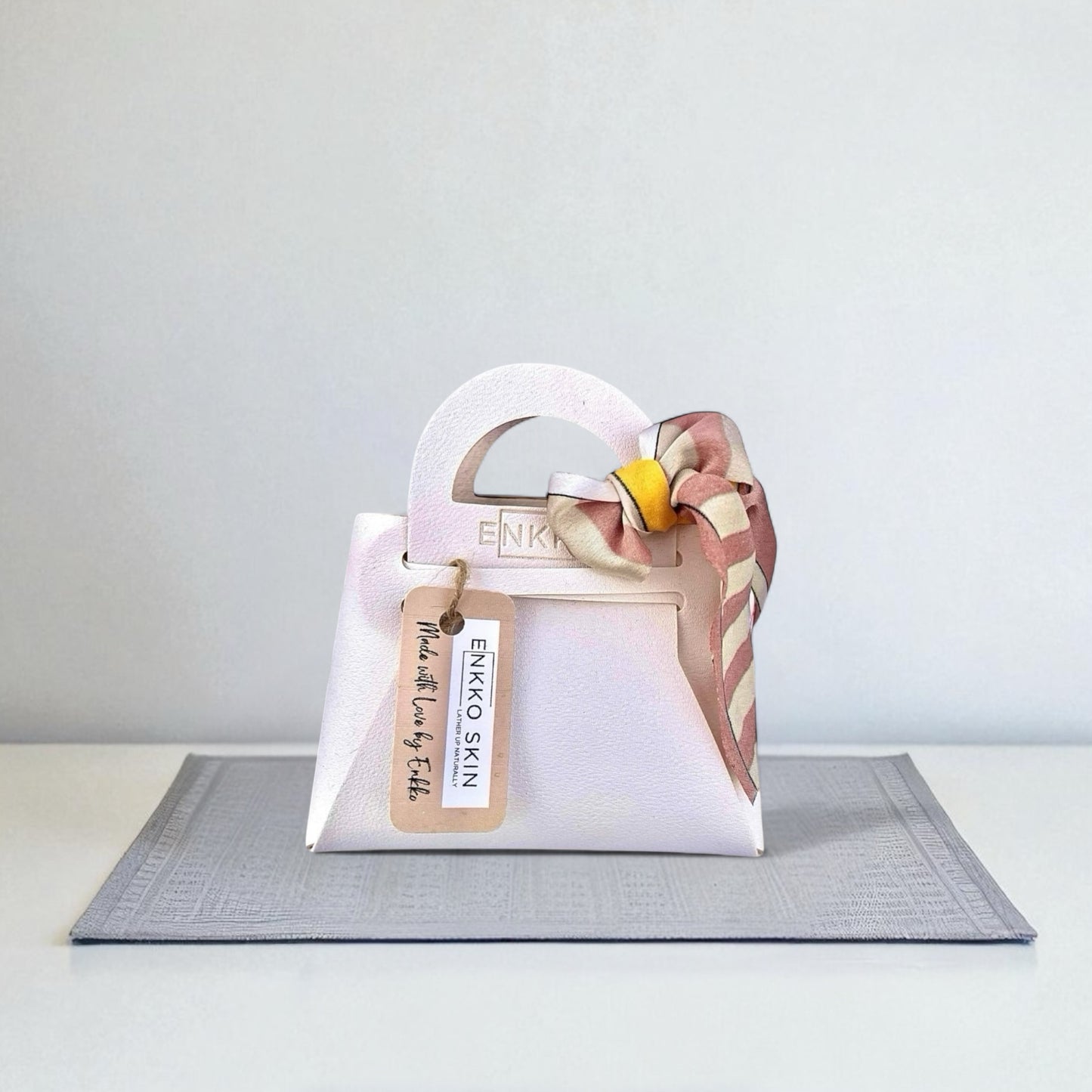 Faux Leather Mini Gift bag - Snow White